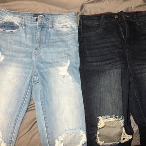 Selling 2 size 7 fashion nova pants for 30 total 😊